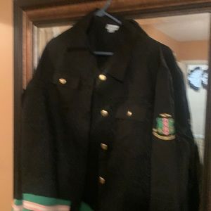 Iveystorehouse. Xl brand new AKA jacket